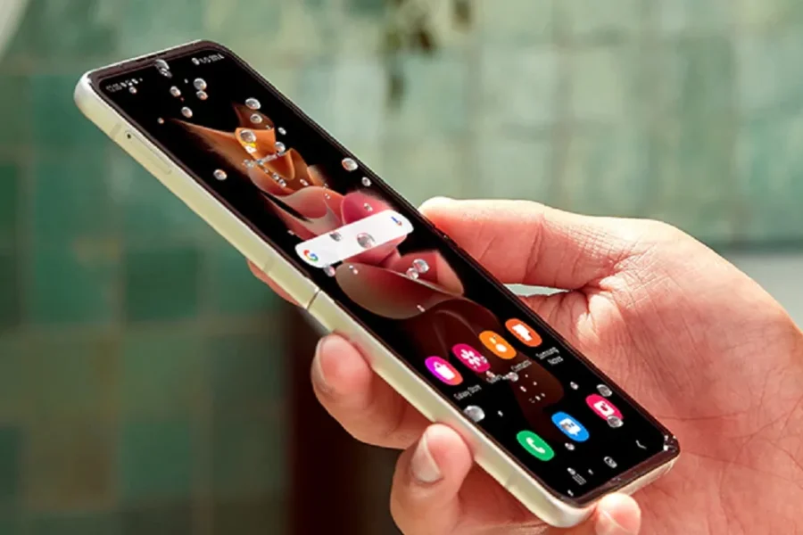 How Does Mobile Insurance Work In UK